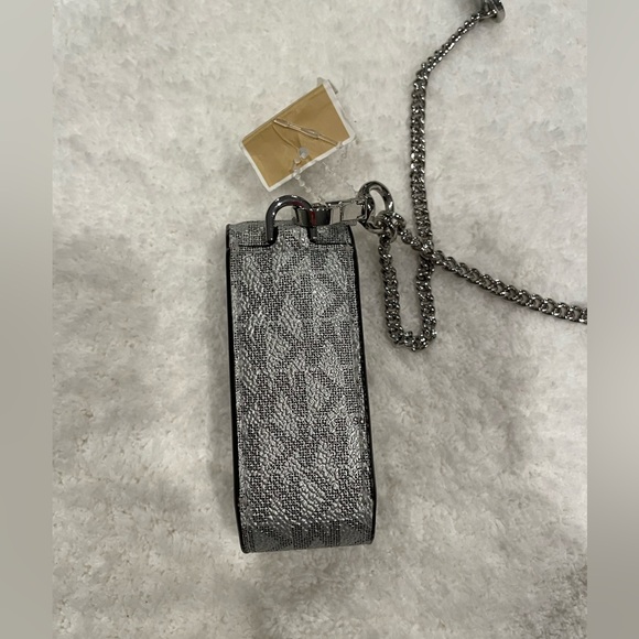 NWT Michael Kors Lipstick Logo Case Holder - Silver with silver chain - Picture 4 of 5